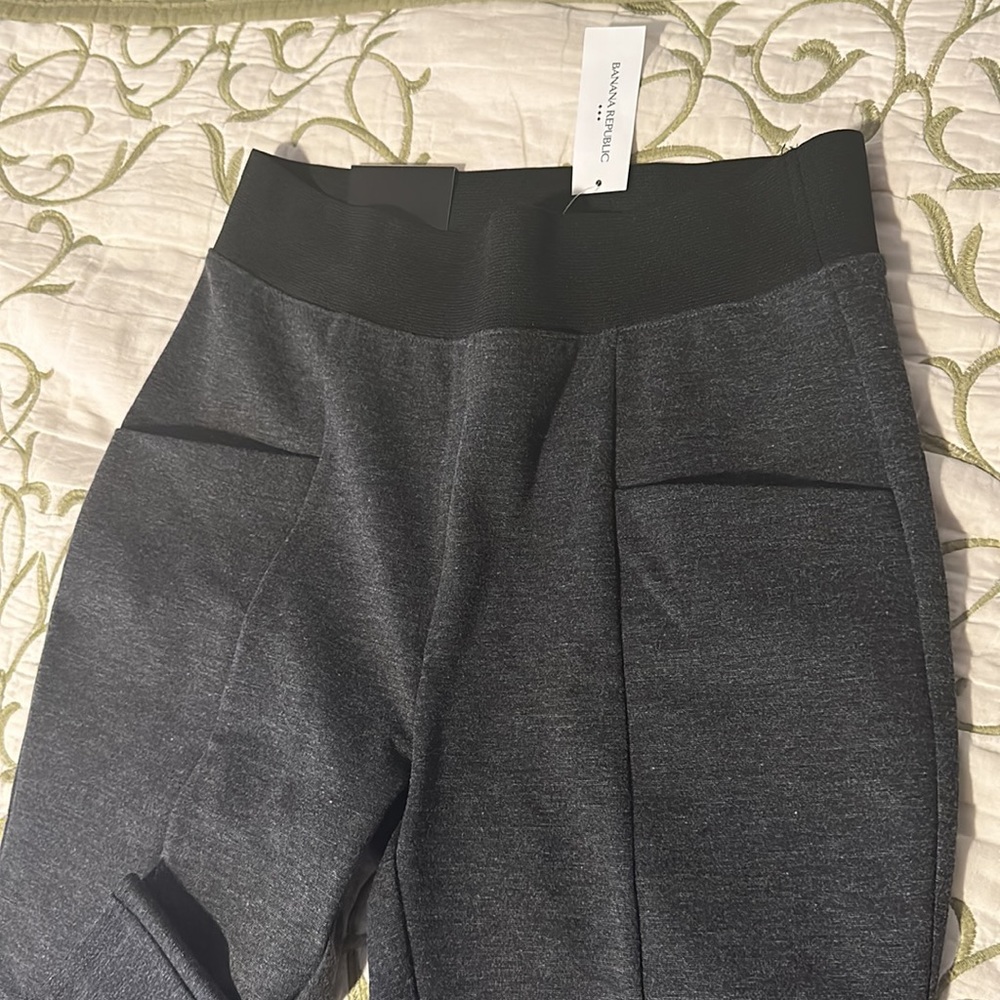 Banana Republic skinny legging charcoal gray small